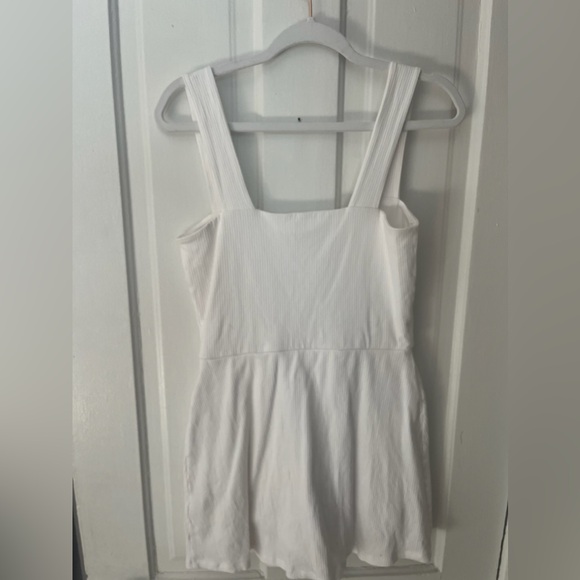 PINK VICTORIA SECRET RIBBED SQUARE NECK ACTIVE DRESS WITH BUILT IN SHORTS - Picture 5 of 8